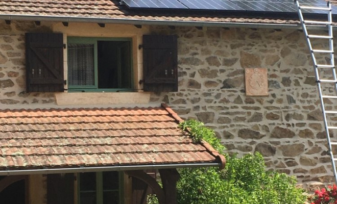 Installation de 8 panneaux photovoltaïque dans la commune de Thizy-les-Bourgs, Villefranche-sur-Saône, DIZAY ENERGY