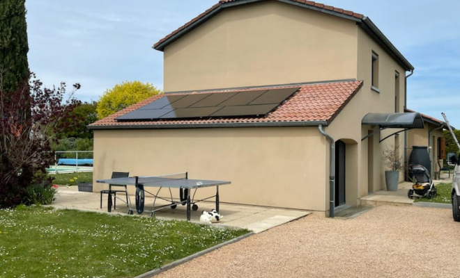 Installation de 8 panneaux photovoltaïques à Civrieux 01390, Villefranche-sur-Saône, DIZAY ENERGY