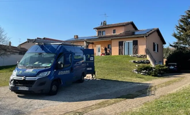 Installation de panneaux photovoltaïques à Porte dès pierres dorée 69400, Villefranche-sur-Saône, DIZAY ENERGY